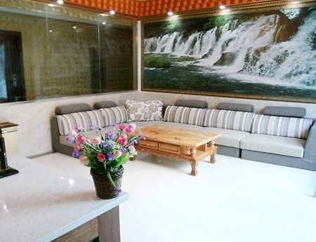 جيوتشايقو Yixinyuan Hotel المظهر الخارجي الصورة